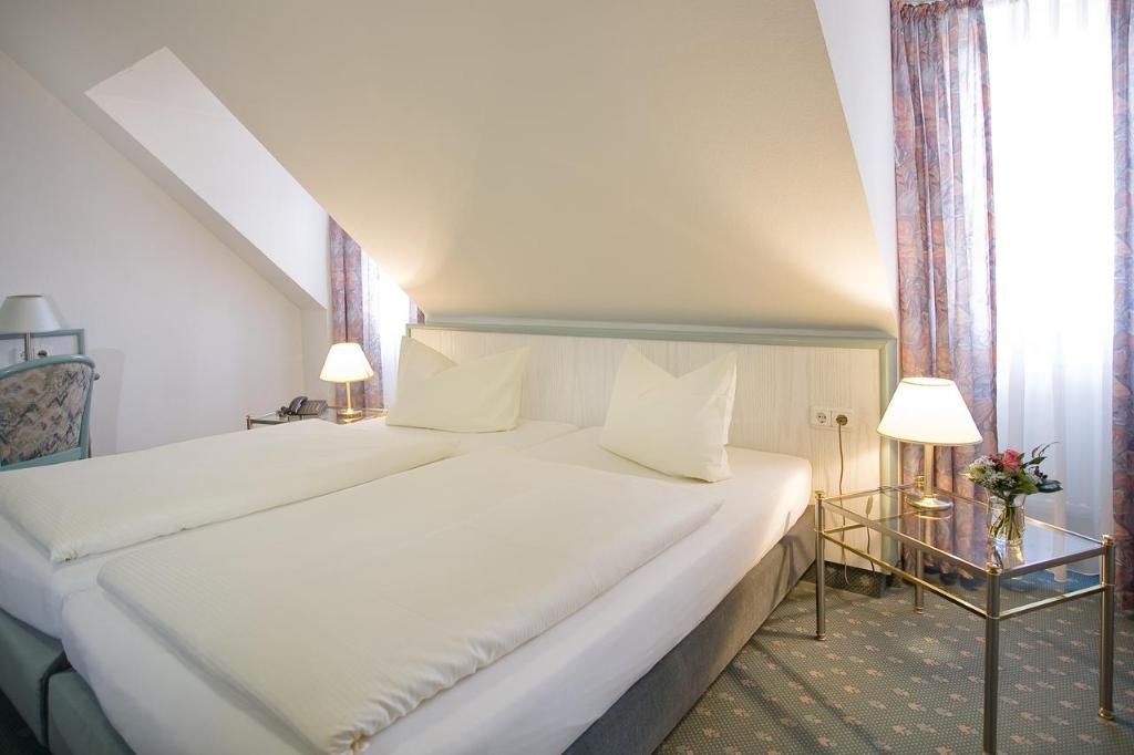 Landgasthof Windfelder Am See Hotel Stegaurach ห้อง รูปภาพ